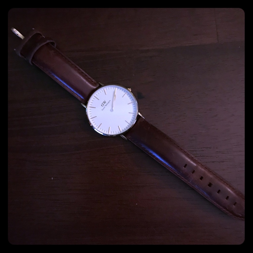 Daniel Wellington leather watch